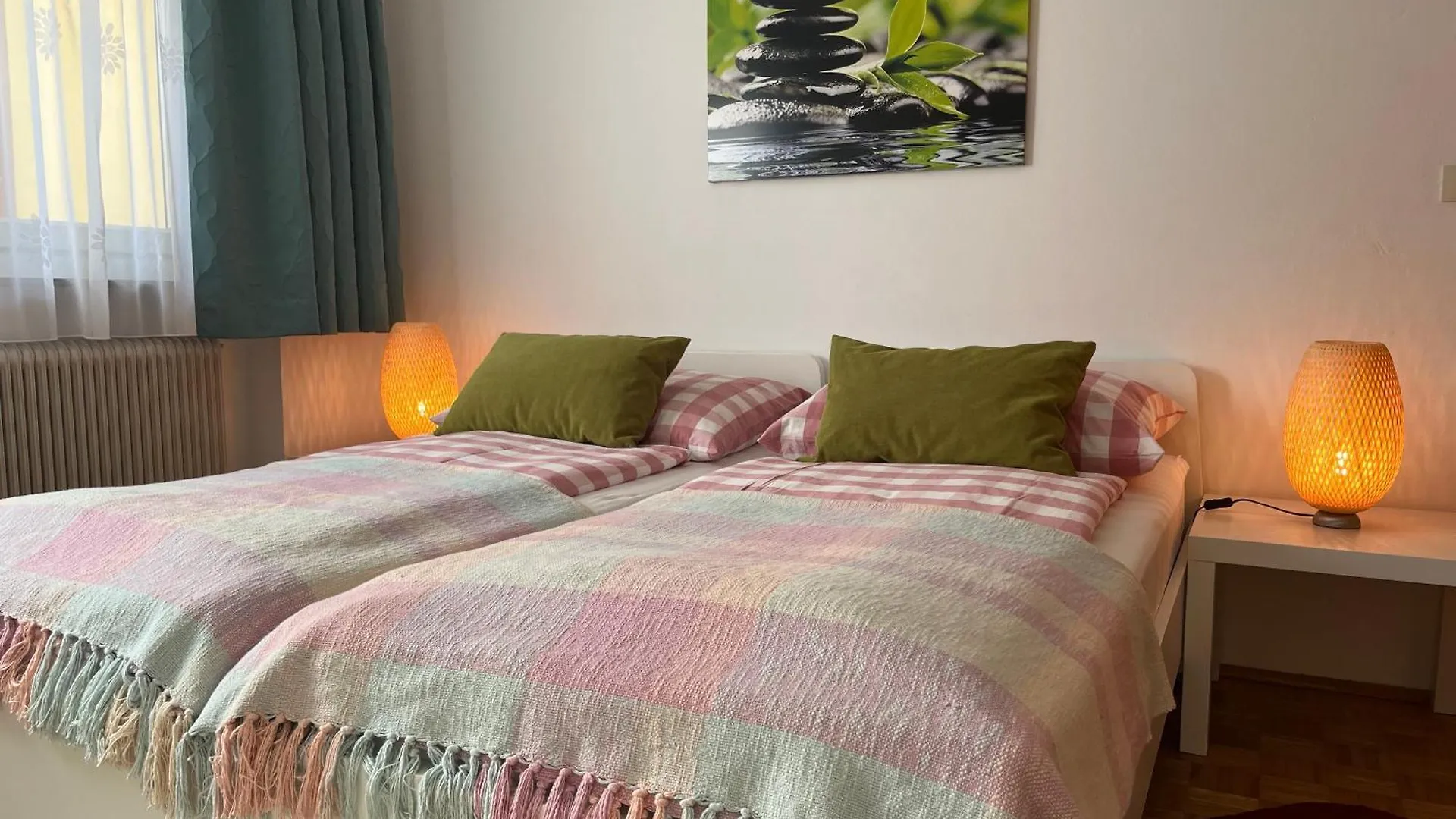 Apartment Antik Chic Mit Gartenblick Salzburg Austria